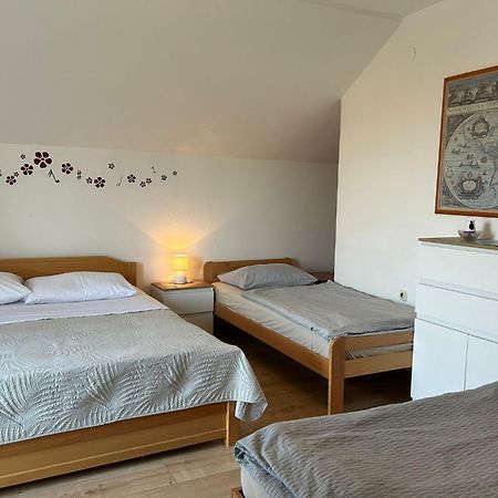 Apartments With A Parking Space Vrsi - Mulo, Zadar - 3276 외부 사진