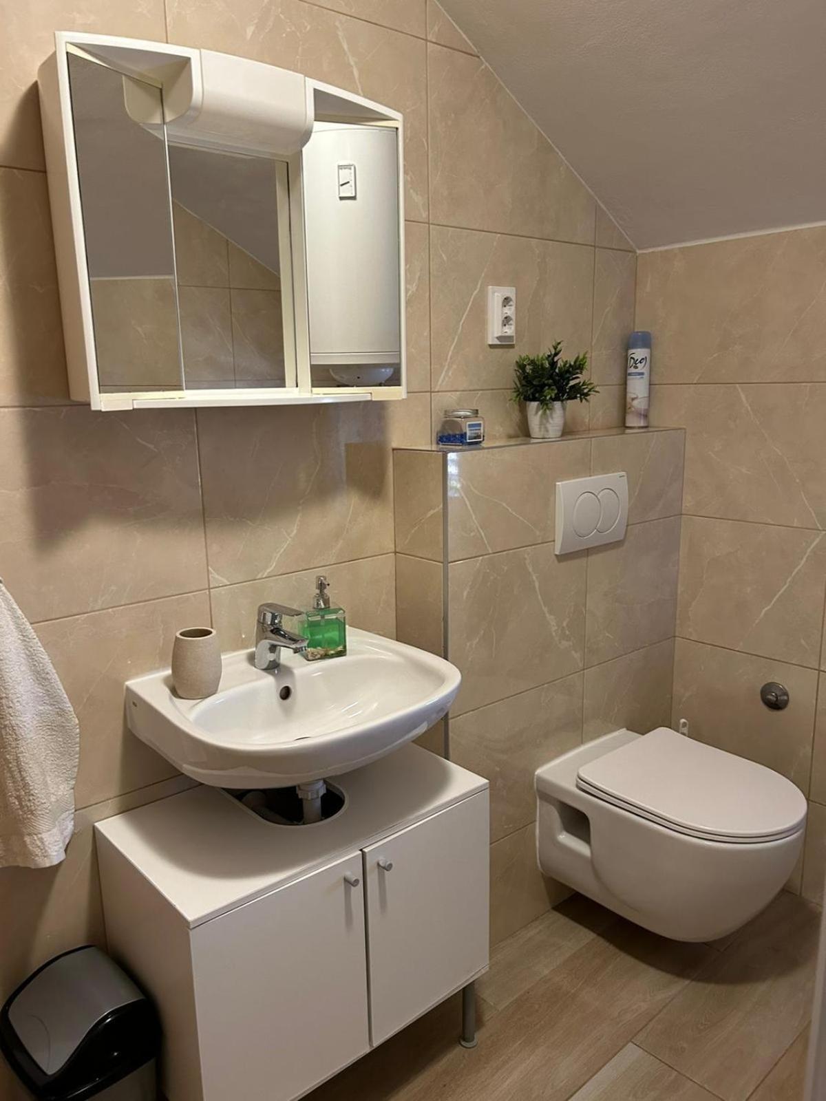 Apartments With A Parking Space Vrsi - Mulo, Zadar - 3276 객실 사진